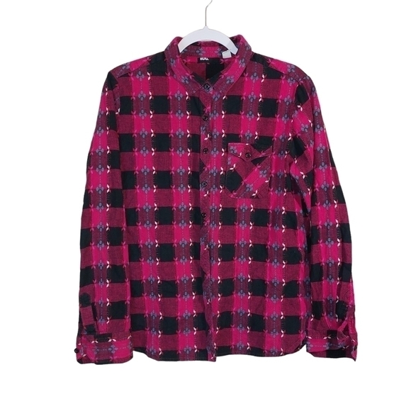 𝅺BDG LADIES LONG SLEEVE BOYFRIEND PLAID BUTTON UP SHIRT- L - Picture 1 of 4